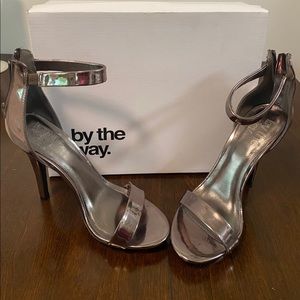 By the Way Heels Size 8 Like New Silver